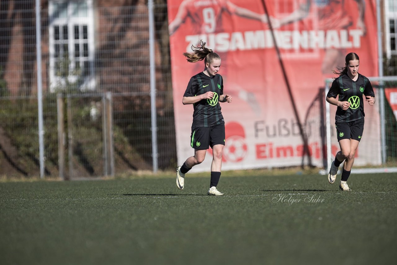 Bild 161 - wBJ Eimsbuettler TV - VfL Wolfsburg : Ergebnis: 1:3